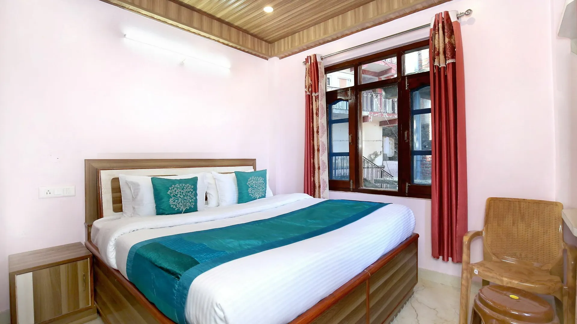 Oyo Home 10230 Hill View 2Bhk Chakkar Shimla Appartement